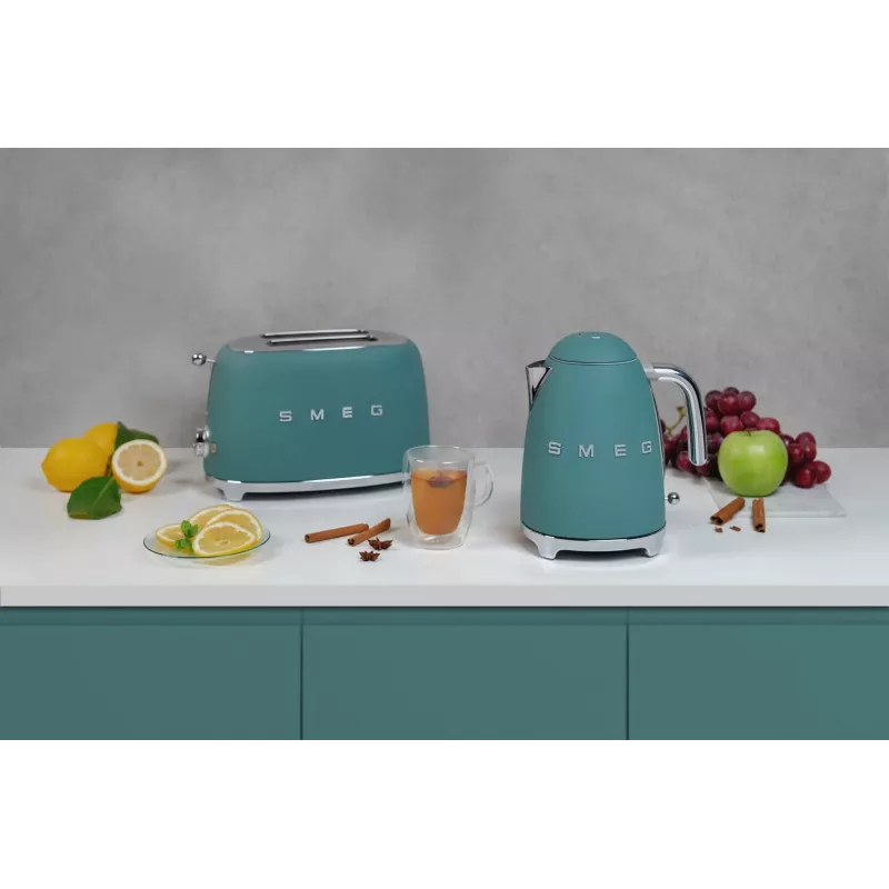 Smeg Kettle 50s Style Emerald Green