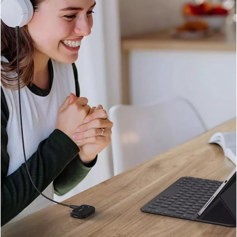 UGREEN Bluetooth audio receiver 90748 — 3.5mm AUX wireless adapter for audio streaming