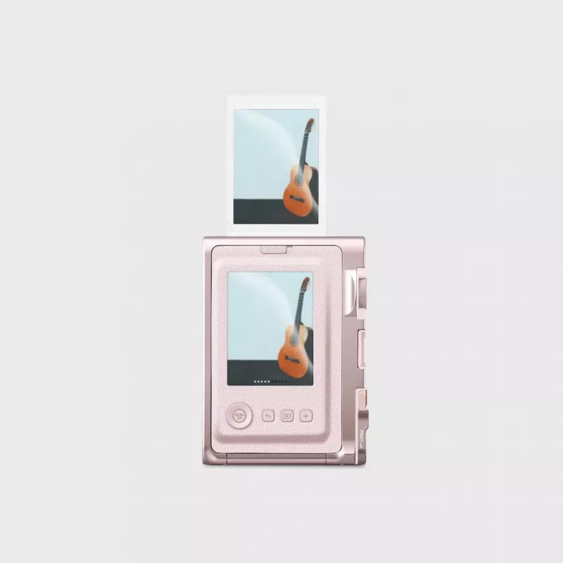 Fujifilm Instax mini Evo 1/5 inch 2560 x 1920 pixels 62 x 46 mm CMOS Rose