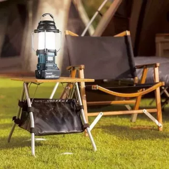 Portable Bluetooth Radio Makita DMR057 with Lamp and Flashlight
