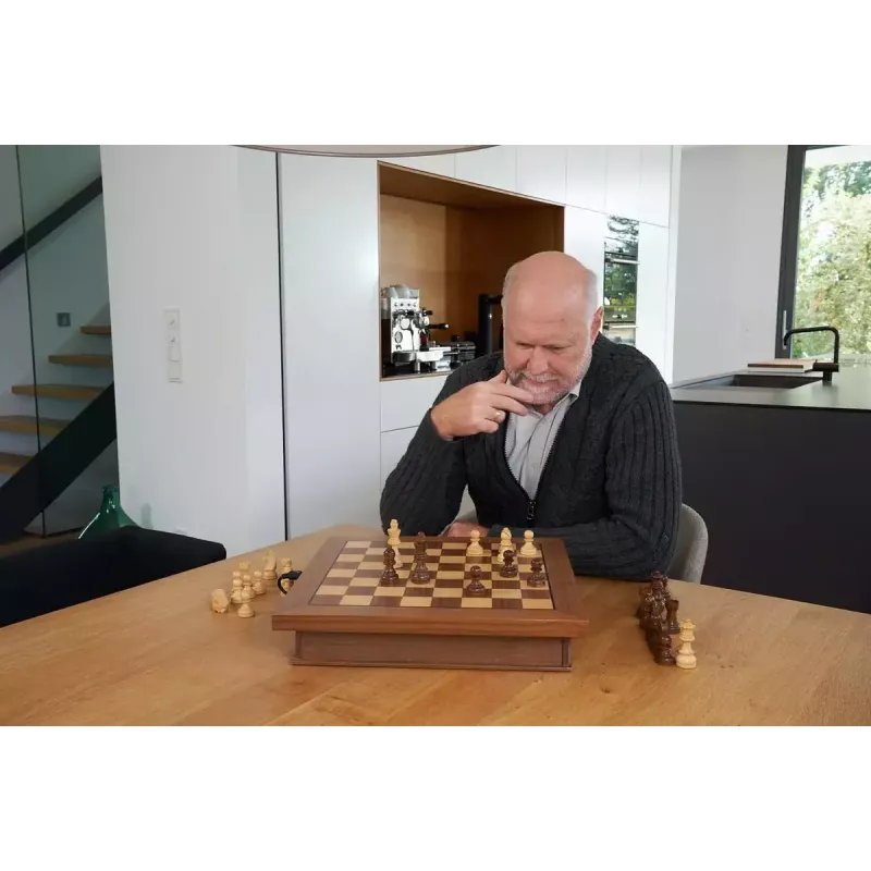 Chessboard Millennium M843 Desktop Single Piece Board 32x32 cm