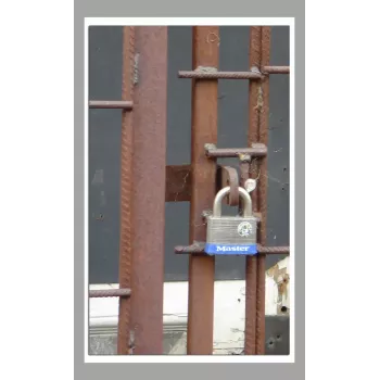Padlock MASTERLOCK 51 mm laminated steel body with pin tumbler mechanism