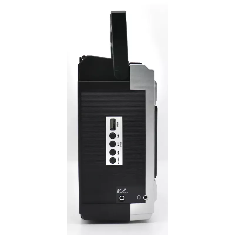 Portable cassette player Soundmaster RR20SI — FM/MW/SW radio, 3 W RMS, 3.5 mm headphone, Black/Silver