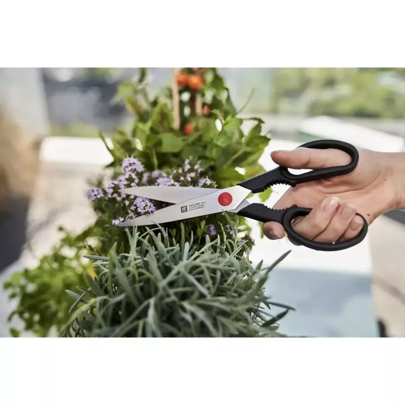 Kitchen scissors ZWILLING TWIN L 230 mm, stainless steel blades, black handle, universal use