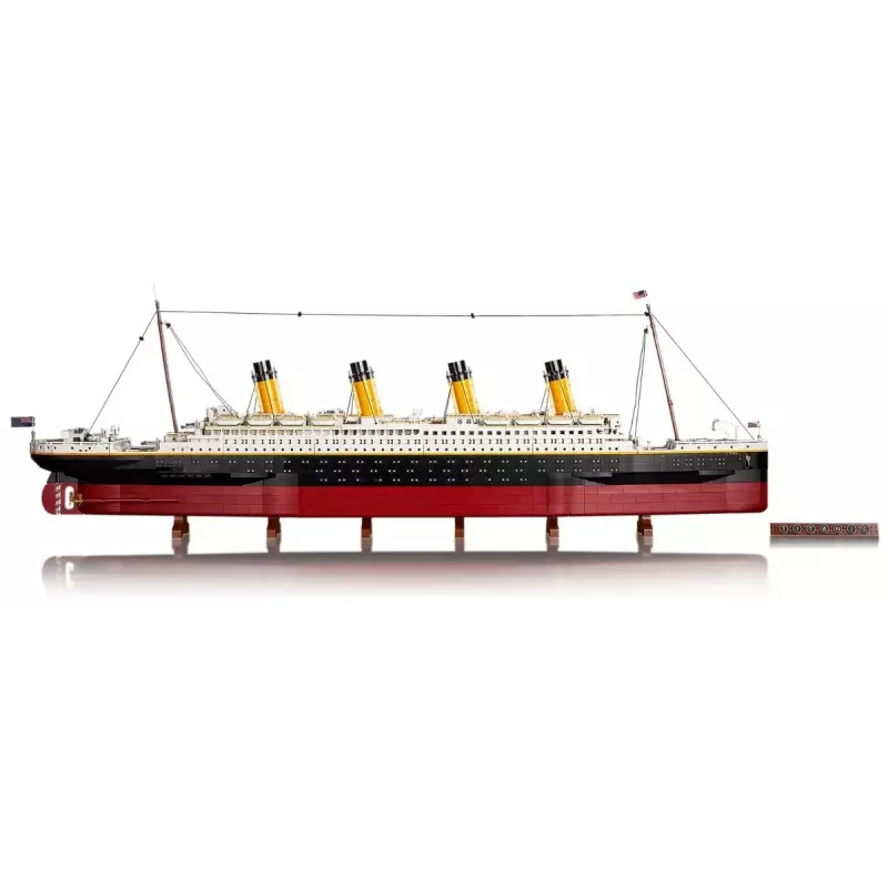 LEGO building set ICONS 10294 Titanic model replica — 9,090 pieces, 18+