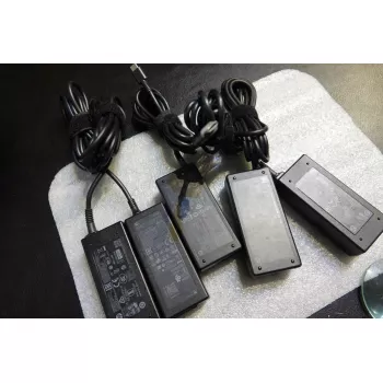 AC adapter HP 45W USB-C 935444-001 — 45W USB-C power adapter for HP laptops and devices