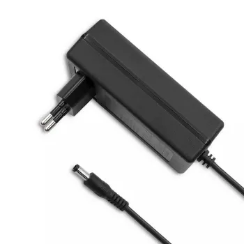 Power Adapter Qoltec 50779 Indoor 20 W Black