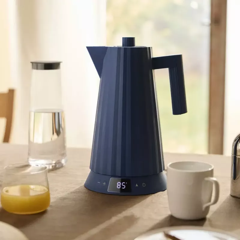 Electric kettle Alessi Plissé 1.0 L 2200 W blue, thermoplastic resin, hidden base, automatic shut-off