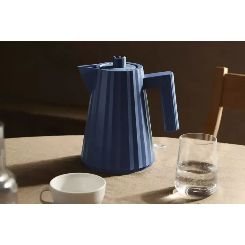 Electric kettle Alessi Plissé 1.0 L 2200 W blue, thermoplastic resin, automatic shut-off, hidden base