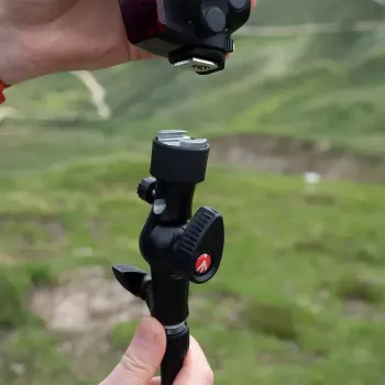Manfrotto MLH1HS-2 cold shoe tilt head with light joint and umbrella holder