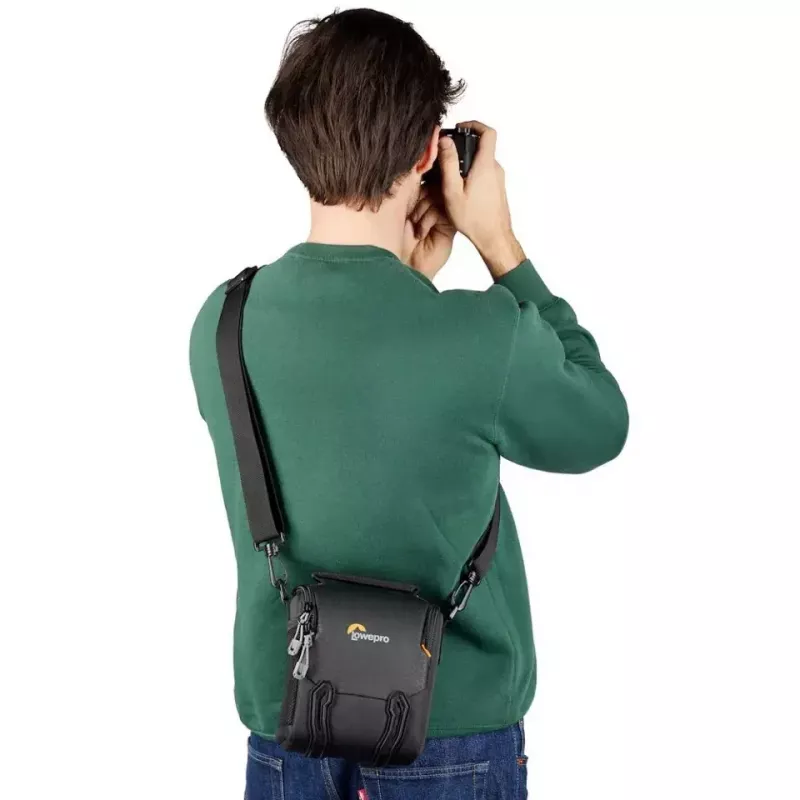 Beltpack case Lowepro Adventura SH 120 III Black Shoulder strap