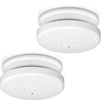 Smoke alarm Alecto SA20 3x — 3-pack, battery-powered optical smoke detectors, white