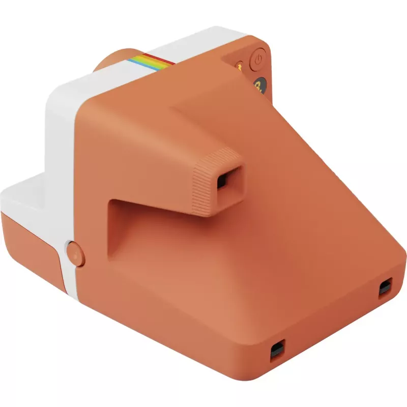 Instant camera POLAROID Now Gen 3 Coral 9156 — analogue instant film camera, colour Coral