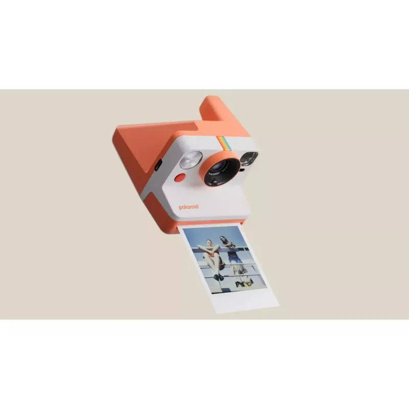Instant camera POLAROID Now Gen 3 Coral 9156 — analogue instant film camera, colour Coral