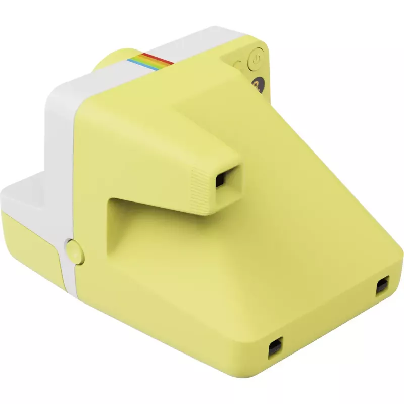 Instant camera POLAROID Now Gen 3 Yellow — model 9158, analog instant print camera, integrated flash