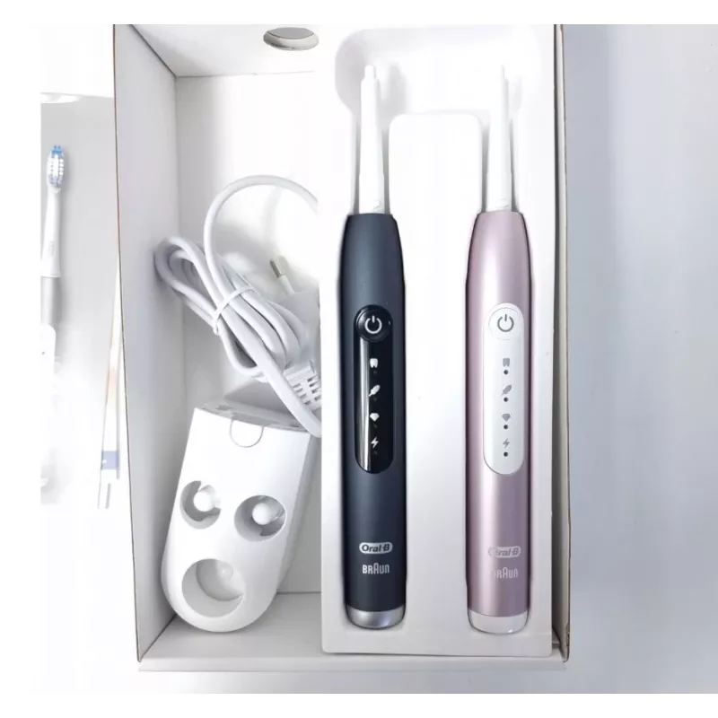 Oral-B Pulsonic SlimLuxe 4900 electric toothbrush twin pack