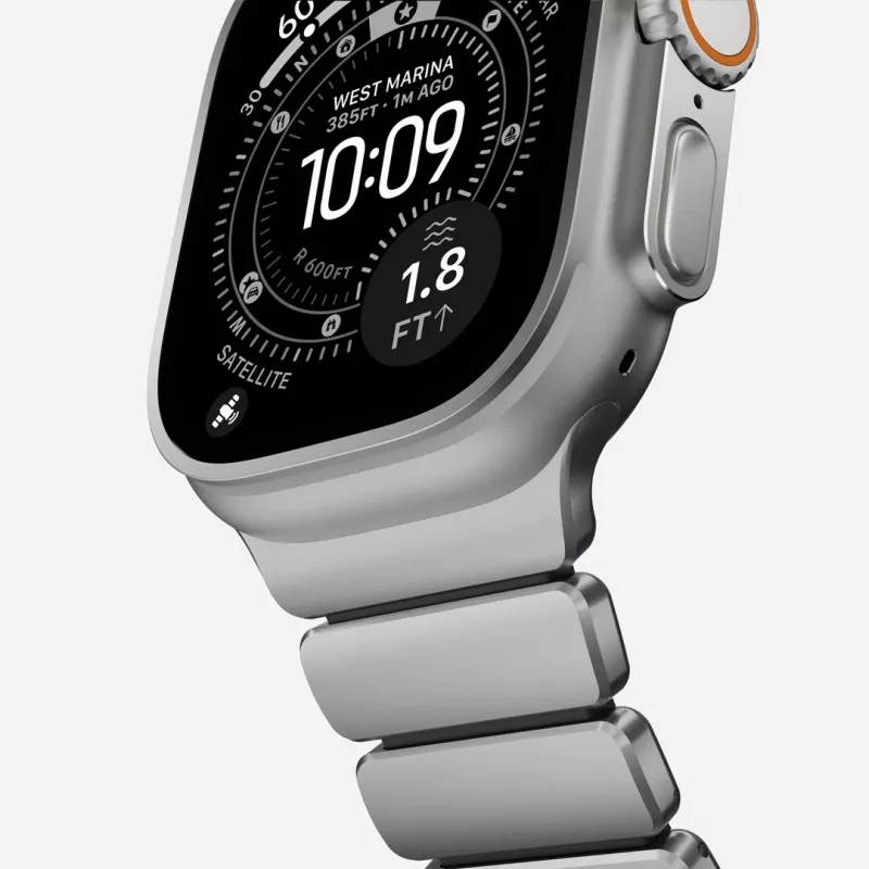 NOMAD Stratos Band - titanium bracelet for Apple Watch 49mm with FKM (natural titanium, black FKM)