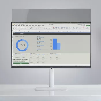 StarTech.com Magnetic Monitor Privacy Screen for 24 inch 16:10 Display, Removable Filter, Anti-Glare/Glossy Sides, Blue Light Reducing Screen Protector Film, TAA