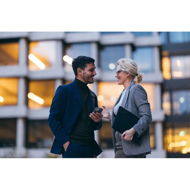 Cellularline Nebit – TWS Translator NEBIT TWS earbuds with real-time translation functionality. Elegant and intelligent, designed to break language barriers and support instant communication and transcription.