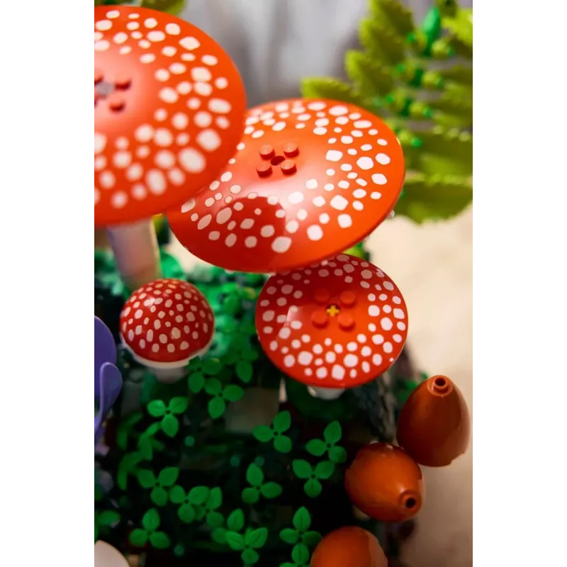 LEGO Botanicals 11505 Woodland Mushrooms (806 pcs)