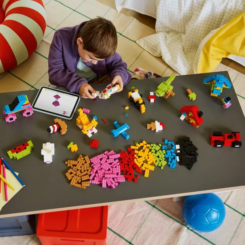 LEGO Classic 11045 Creative Colourful Bricks (820 pcs)