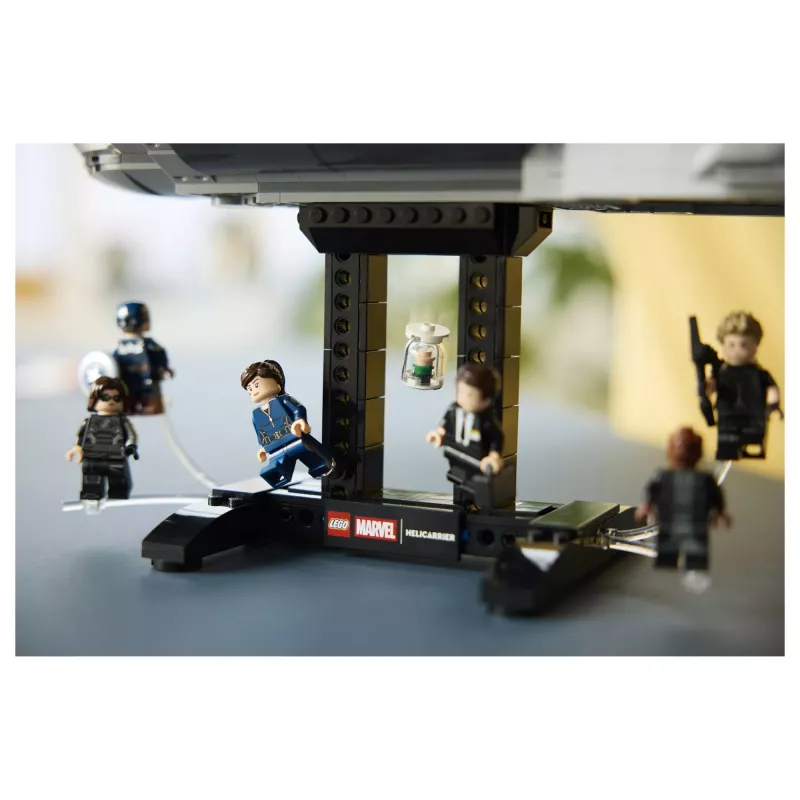 LEGO Marvel 76354 S.H.I.E.L.D. Helicarrier (3057 pcs)