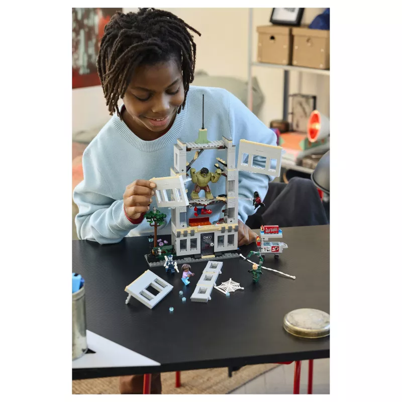 LEGO Marvel 76350 Spider-Man vs. Hulk Epic Clash (534 pcs)