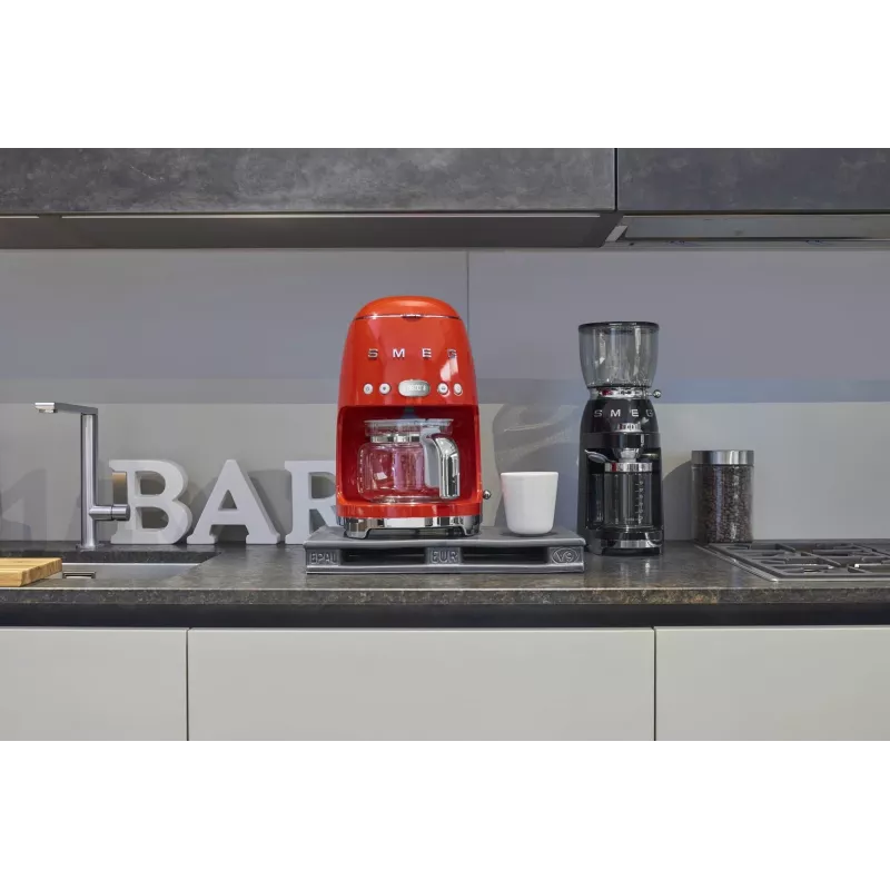 Smeg DCF02RDEU 50's Style Drip Filter Coffee Machine 10-Cup 1.4L Red