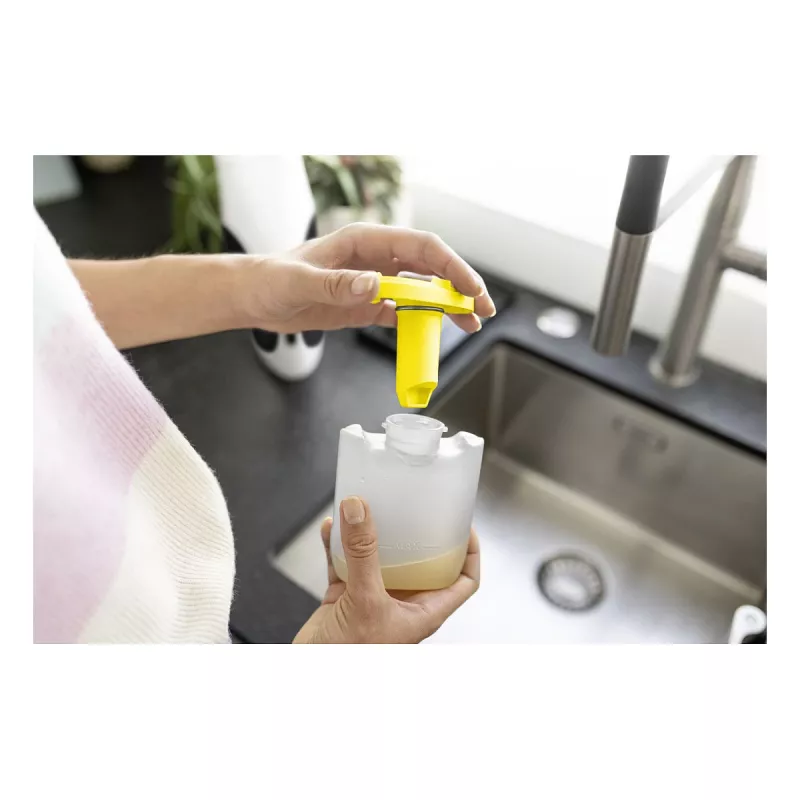 Kärcher WV 1 Compact Care Window Vacuum Cleaner, Lithium-Ion, 25 min Runtime, 100 ml Tank, Yellow/Black