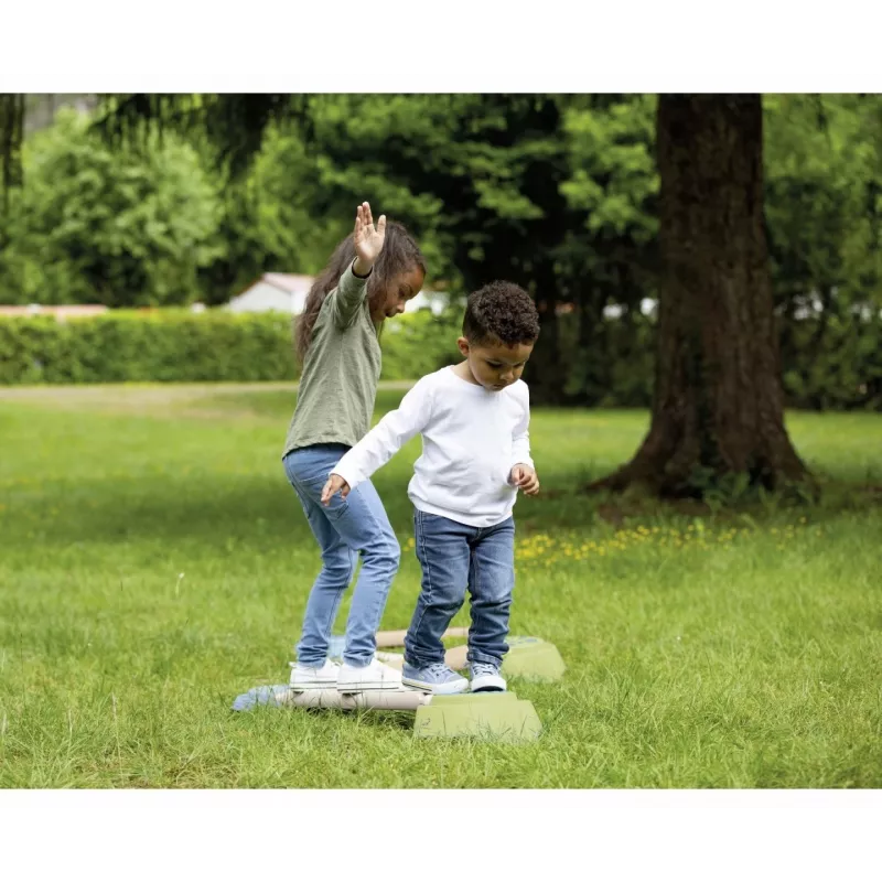 Smoby Life Balance Beam Set for Children - 10-Piece Modular Balancing Course with Stepping Stones, Indoor/Outdoor, Ages 2+