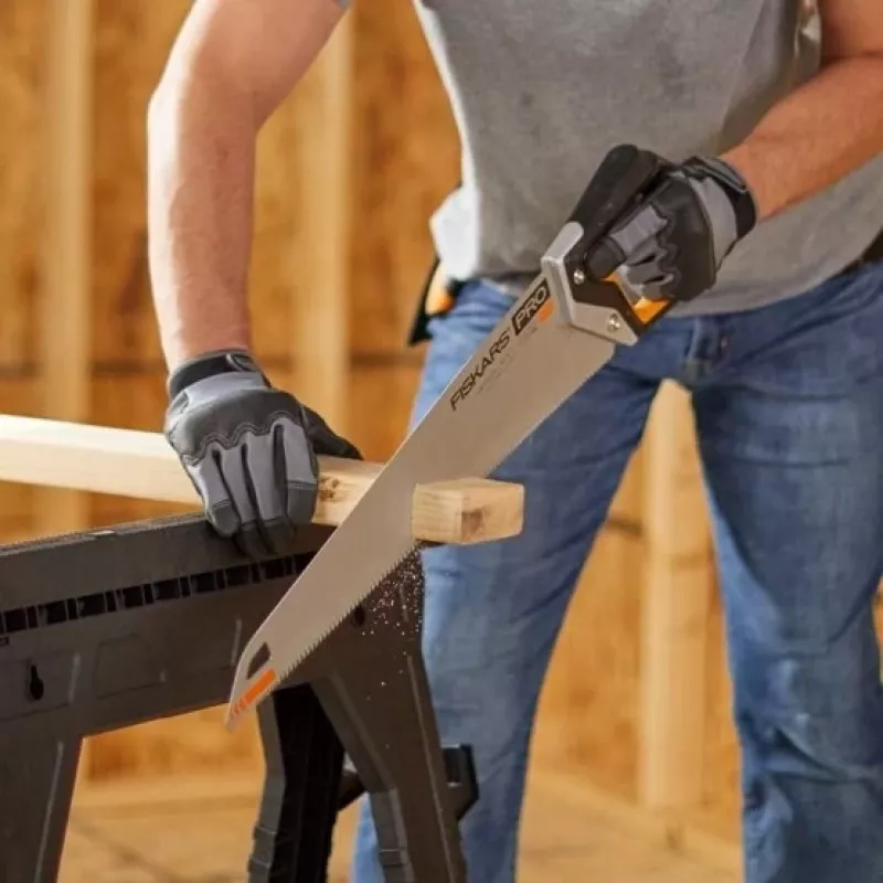Fiskars Hand Saw 550mm PowerTooth 9TPI
