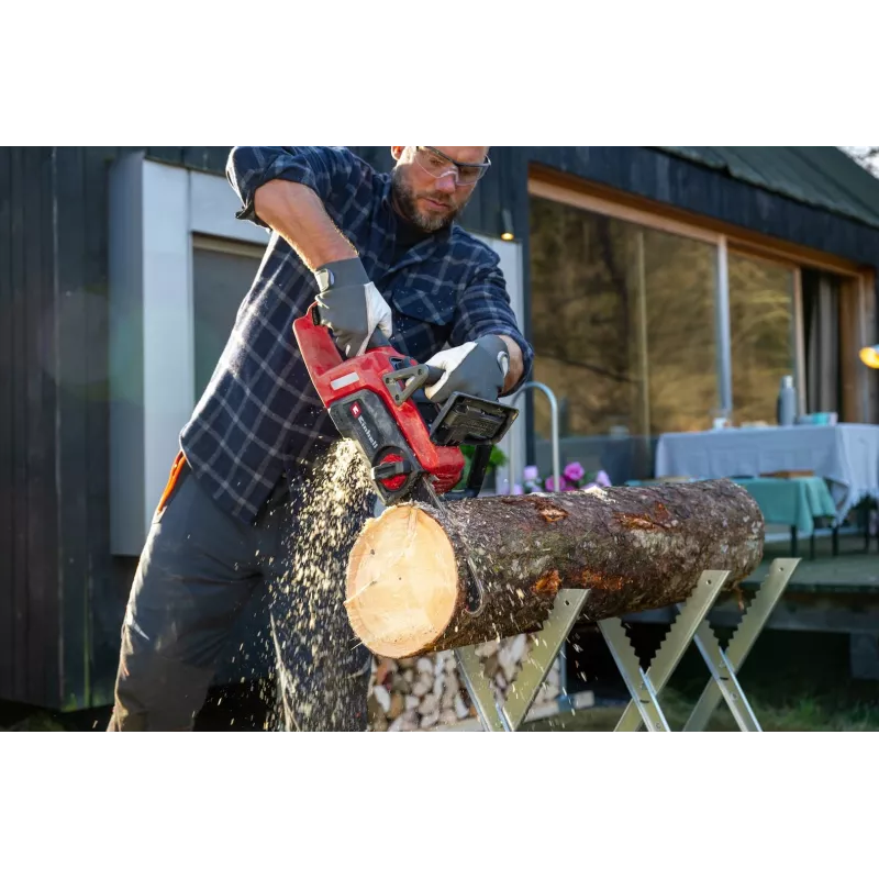 Einhell GE-LC 18/25 Li BL-Solo Cordless Chainsaw, Brushless Motor, 250 mm Bar, Soft Grip, Power X-Change (4600070)