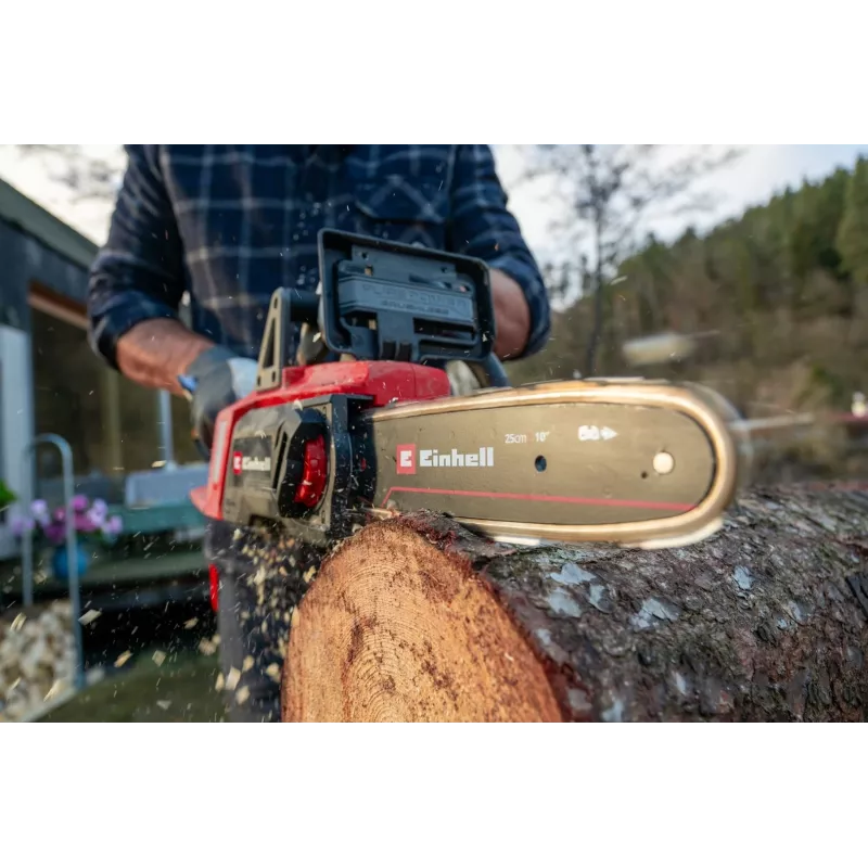 Einhell GE-LC 18/25 Li BL-Solo Cordless Chainsaw, Brushless Motor, 250 mm Bar, Soft Grip, Power X-Change (4600070)