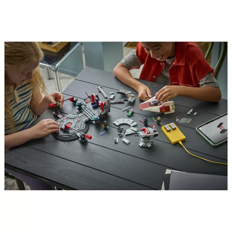 LEGO Star Wars SMART Play: A-Wing and the Throne Room Duel (75427)