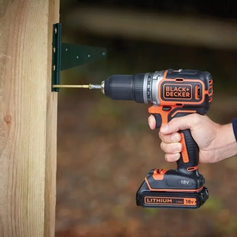 Black & Decker BL186KB-QW 18V Cordless Brushless Hammer Drill 1650 RPM (2x1.5Ah Batteries, Charger, Case)
