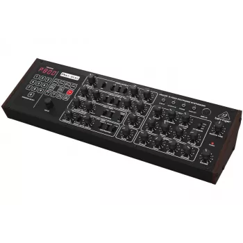Behringer PRO-800 Analogue Synthesizer - 8-Voice Desktop Module with 16 VCOs, Arpeggiator, and Poly Chain