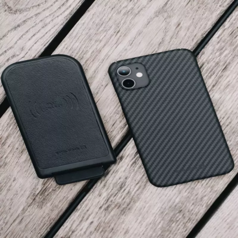 Evelatus Apple iPhone 11 Pro Premium Carbon Case ECCI11 Black