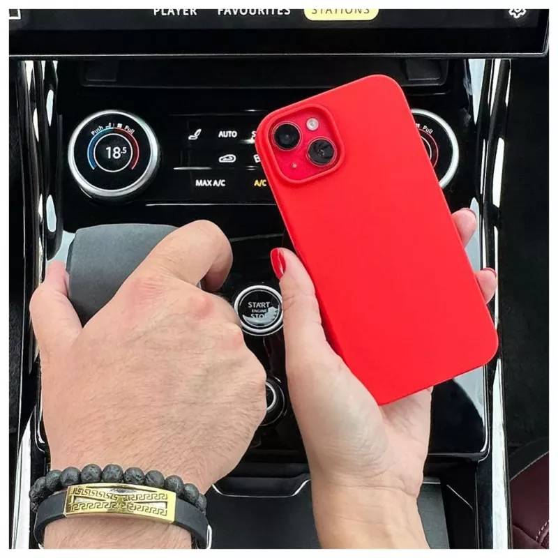 Evelatus Apple iPhone 15 Premium Soft Touch Silicone Case Red