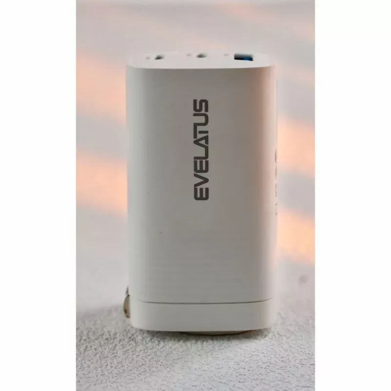 Evelatus 65W Max Fast Charger CN USB-C1/USB-C1/USB-A White