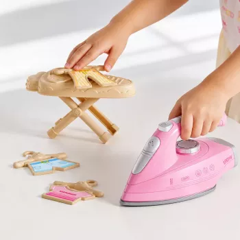 LEAN TOYS Ironing Set Iron with Vibration Light Sounds Accessories