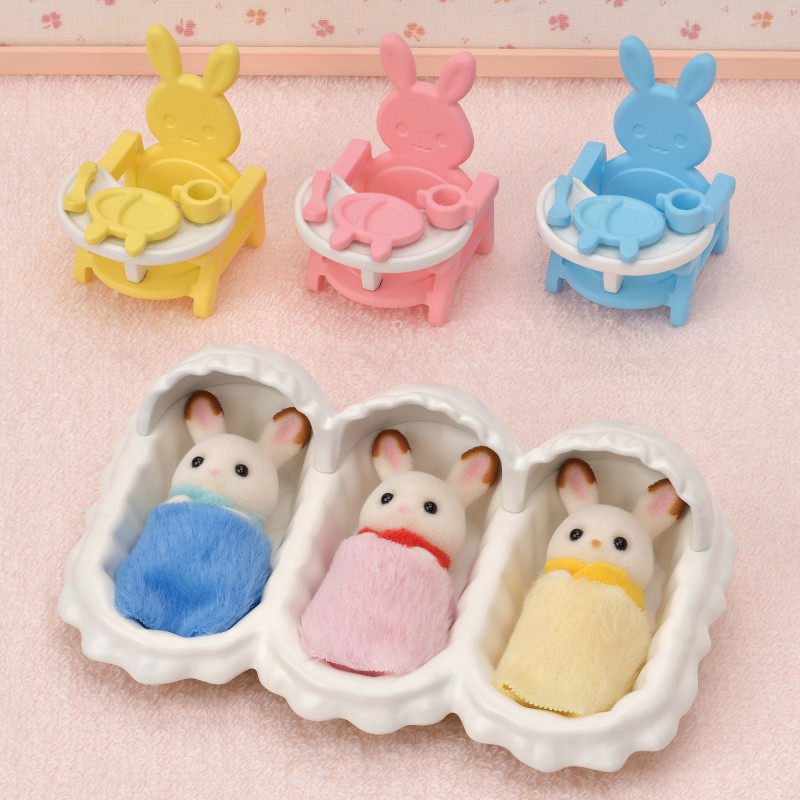 Sylvanian Families Triplets Starter Set - Baby Care Accessory Playset