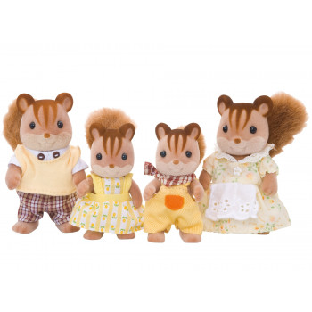 Epoch Sylvanian Families Walnut Squirrel Family Figure Set