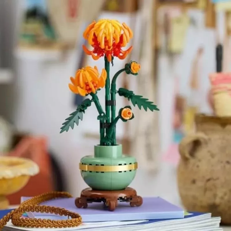 LEGO Icons Chrysanthemum Flower Building Set Creative Model Kit for Adults to Build Artificial Plant Gift for Women Men Her or Him Home Office De