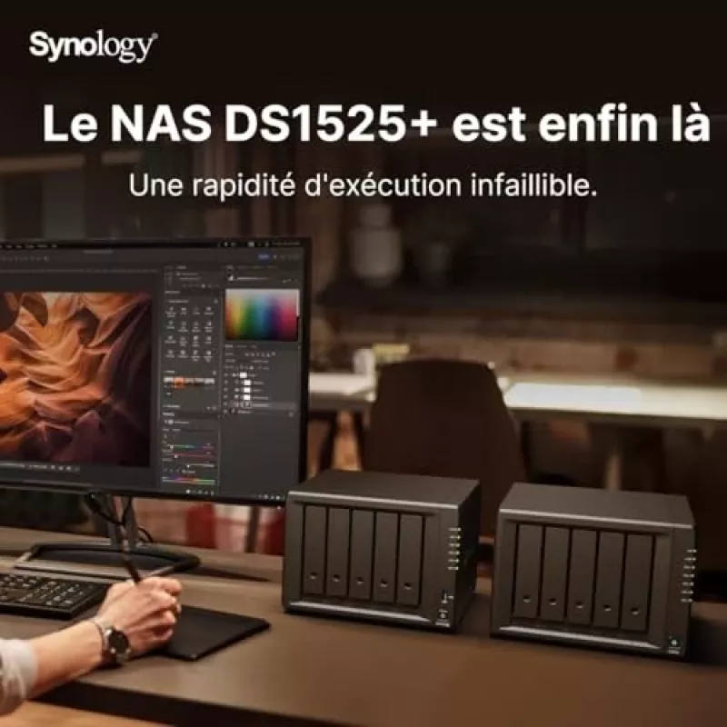 Synology DiskStation DS1525+ NAS/storage server Ryzen Embedded V1500B 8 GB DDR4 0 TB Black