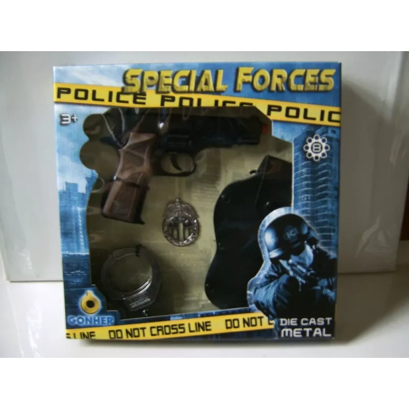 Toy Policeman Set Pulio 155425/6 with Accessories — role-play figure and equipment