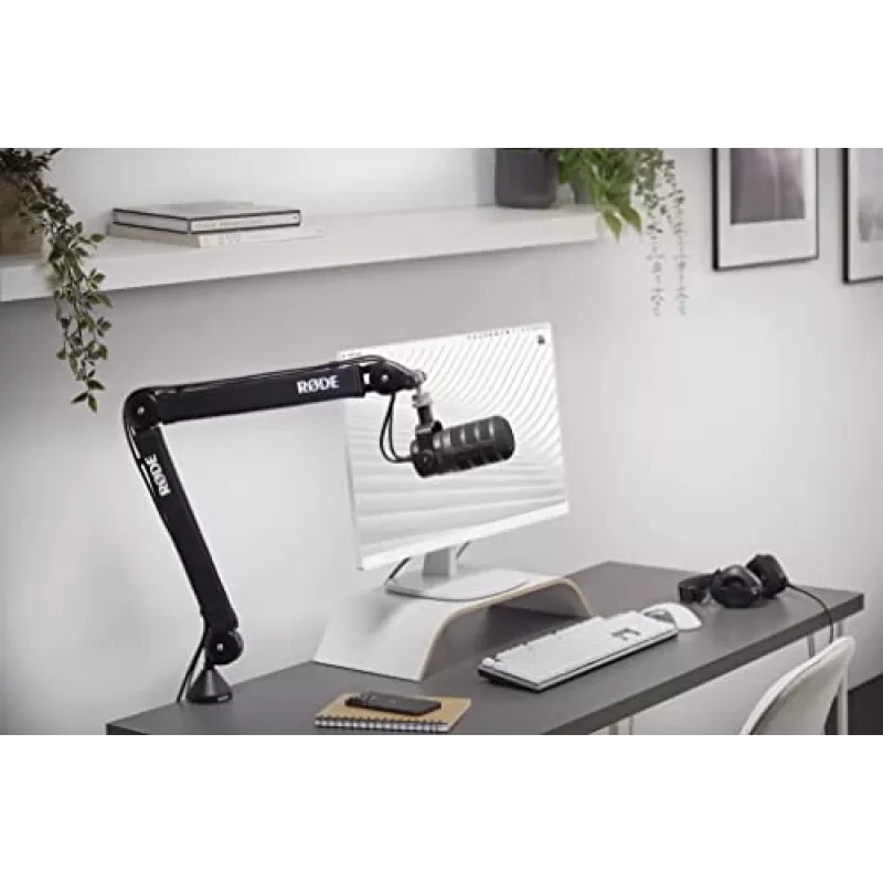 Studio microphone RØDE PodMic USB — cardioid XLR/USB, 24-bit/48 kHz, USB-C, headphone out, rotary volume, black