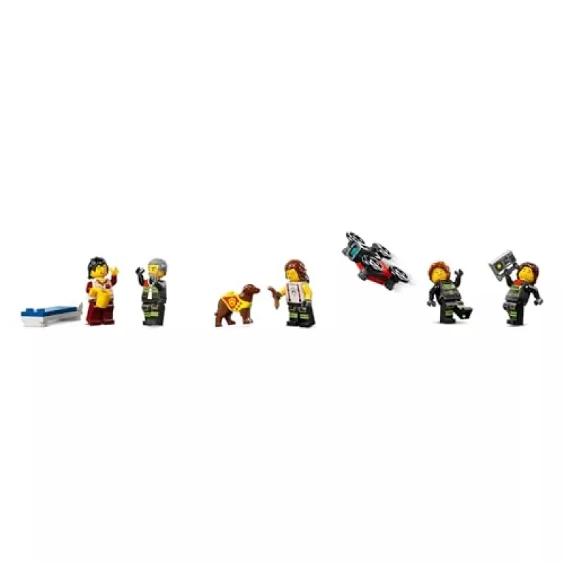 Construction Toy LEGO City Fire Station with Turntable Ladder Vehicle 60414 — 843 pieces, 5 minifigures, 220×320×140 mm