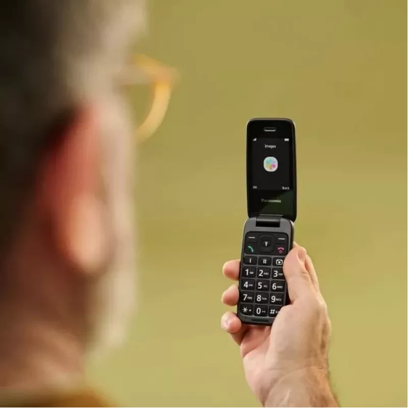 Panasonic KX-TU410EXB Mobile Phone Clamshell Black