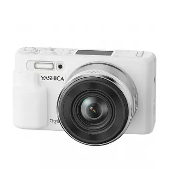 Yashica City 200 White Single Use Camera with 27 Exposures