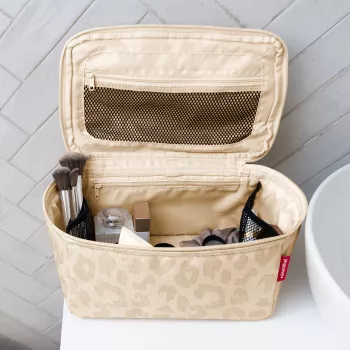 Reisenthel Beauty Case Leo Vanilla FF1043 - Cosmetic Bag 4L Recycled Polyester